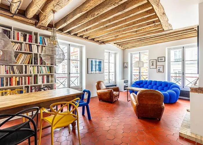 Trendy Flat Luxembourg Gardens דירה